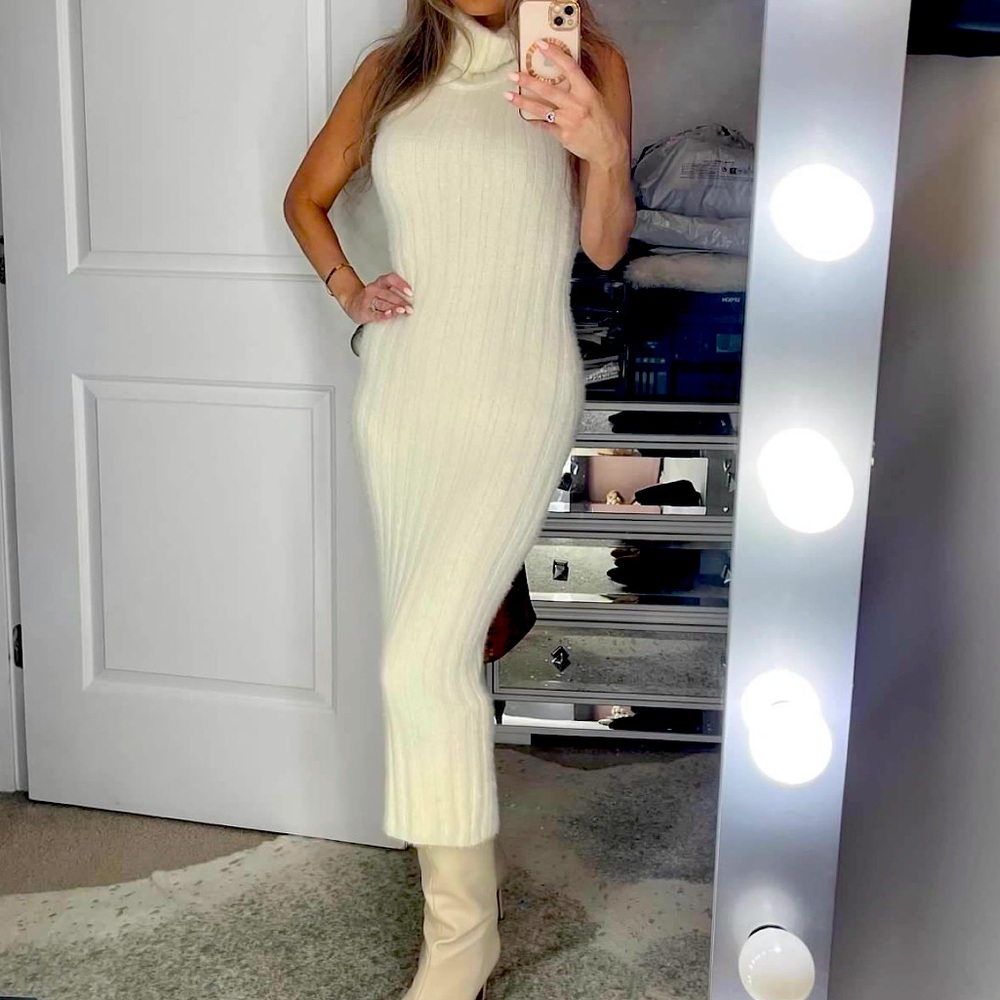 Bobbles & lace Vanessa Cream Knit Dress